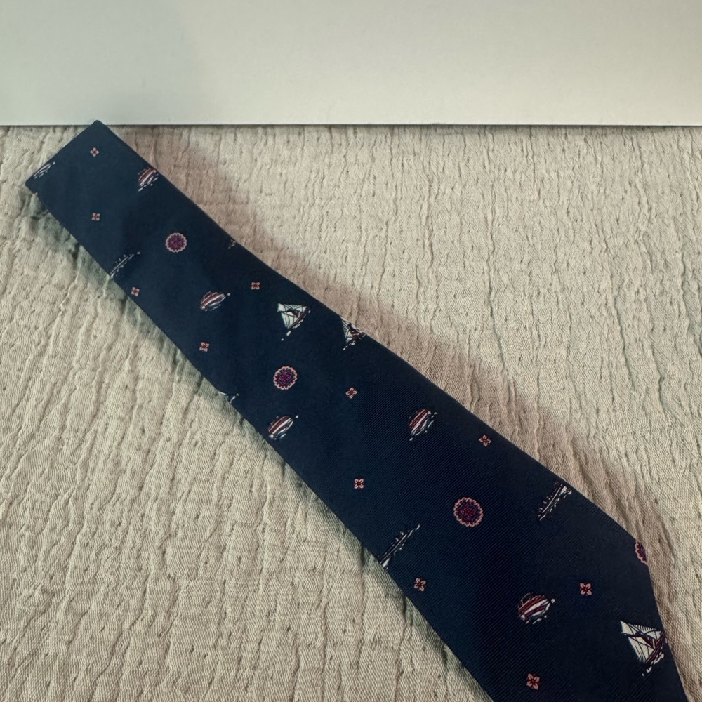 Vintage Harold’s Nautical Patterned Navy Tie